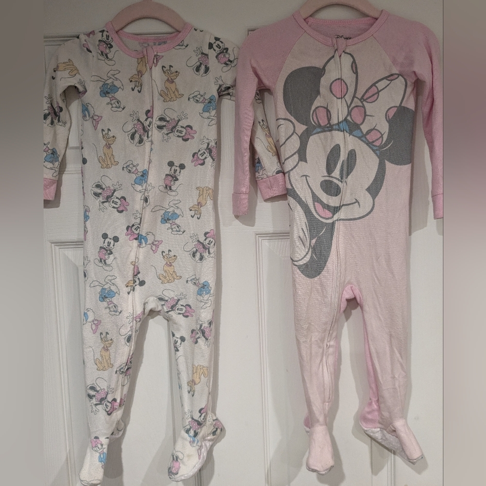 Disney Minnie mouse onesie fitted pajamas set with grippy feet, size 12.